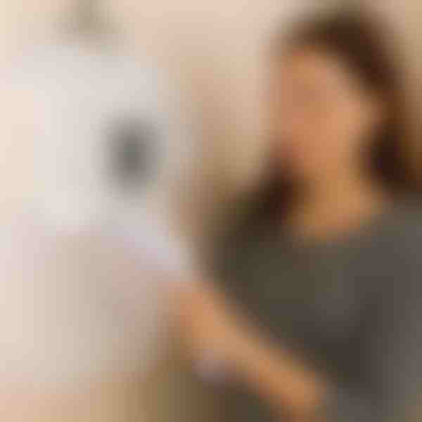 Ръчен уред за гладене с пара STEAMY